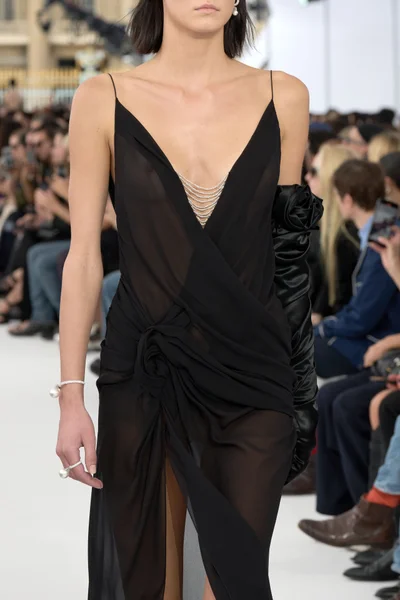 Look 152